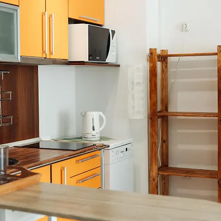 Mirage Collective 아파트 네세부르