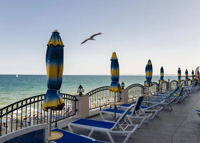 Mirage Collective Lägenhet