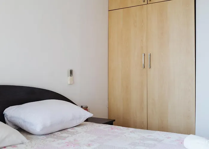 Mirage Collective Lägenhet